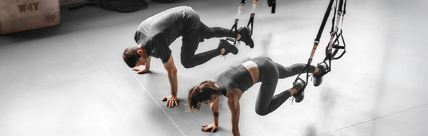 Athlete holding a plank line with controlled shoulders